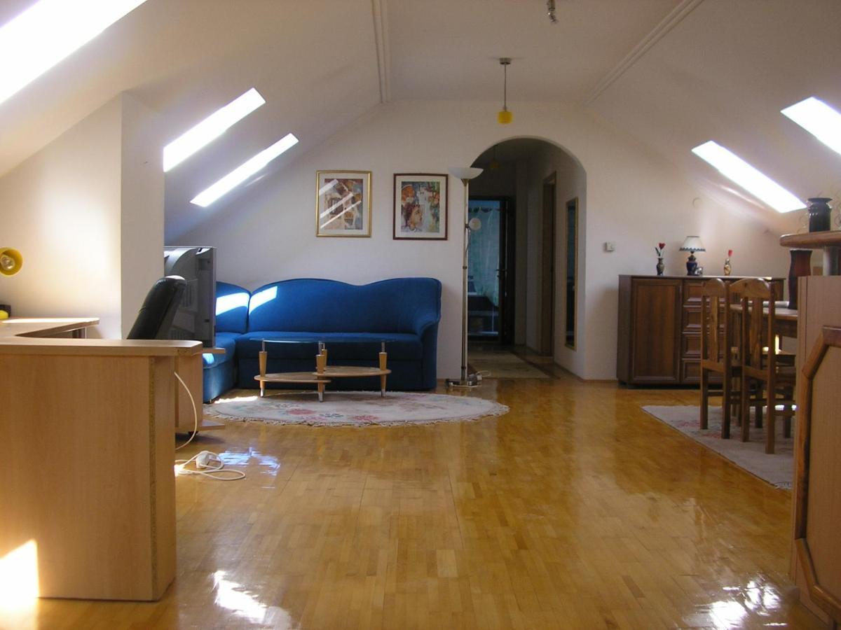 Apartmán Suncano Potkrovje U Centru Skopje Exteriér fotografie