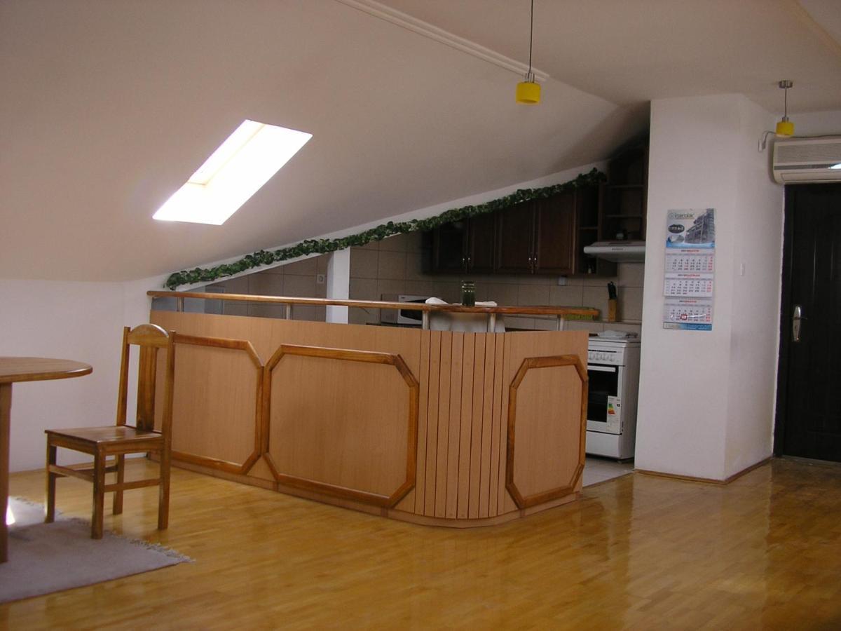 Apartmán Suncano Potkrovje U Centru Skopje Exteriér fotografie